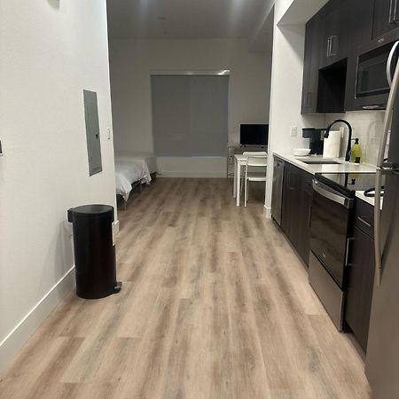 Cozy One Bedroom & Loft Sunset Free Off Site Parking And Wifi Los Angeles Exterior foto